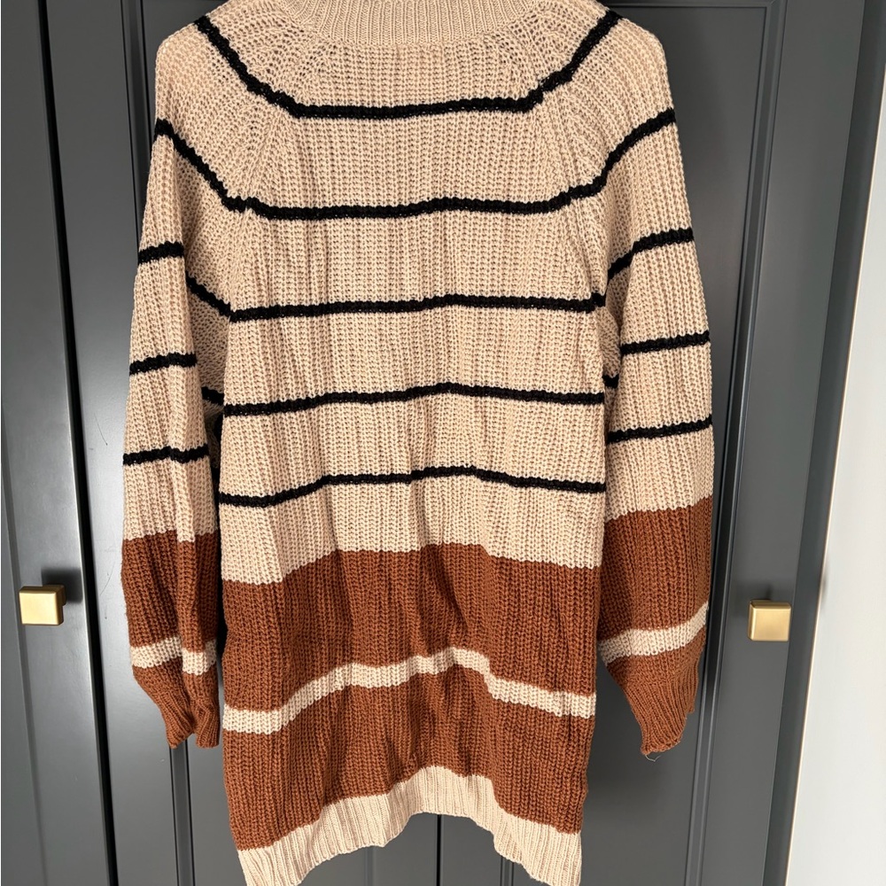 BKE Women's Cozy Striped Cardigan - Cream and Brown - Picture 3 of 4